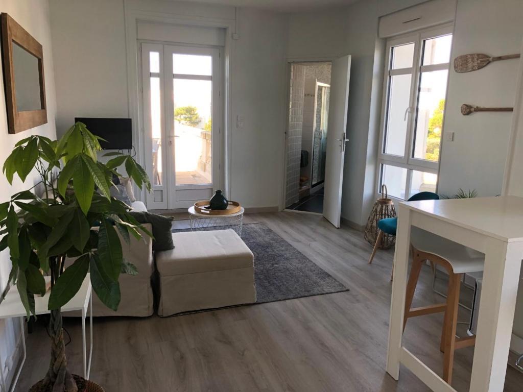Appartement Avec Vue Mer A Pontaillac 로양 외부 사진