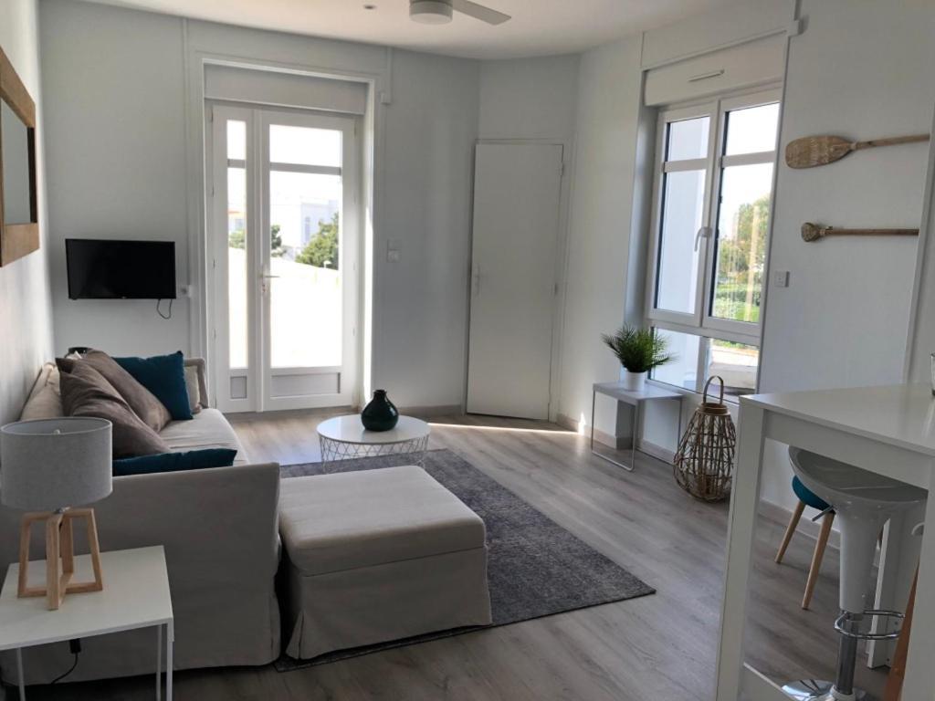 Appartement Avec Vue Mer A Pontaillac 로양 외부 사진